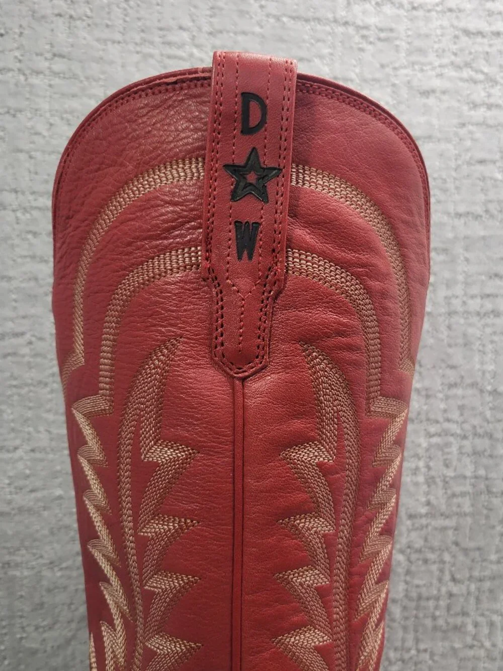 Tecovas The Abby Women's Size US 7.5B Crimson Cowhide Cowgirl Boots.